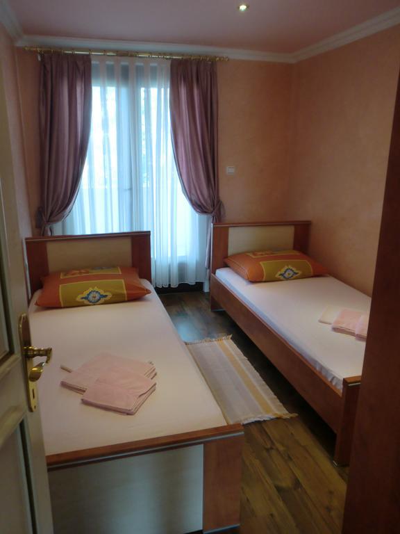 Apartments Markas มาลินสกา ภายนอก รูปภาพ